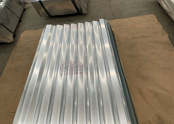 ASTM A653 Lastra galvanizzata ondulata con rivestimento in zinco da 40 ‰ 275 g/m2 per il rivestimento di tetto e pareti