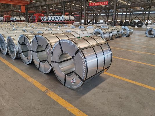 comprare Coil di acciaio galvanizzato a caldo con rivestimento in zinco Z60-Z275, larghezza 1000-1250 mm e allungamento 12-25% per uso industriale online manufacture