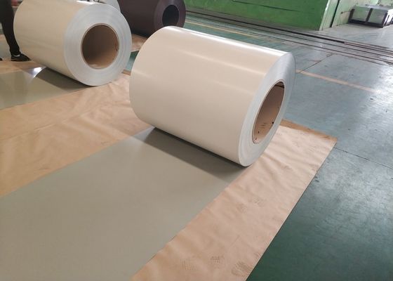 comprare PPGI JIS G3312 Acciaio Preverniciato Colorato con Larghezza 1000mm e Rivestimento Superiore 10-20µm per Pannelli di Copertura e Edilizia online manufacture