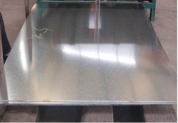 Lamiera in acciaio Galvalume AZ50–AZ180 da 0,18–2,0 mm DX51D+AZ per applicazioni di copertura e costruzione