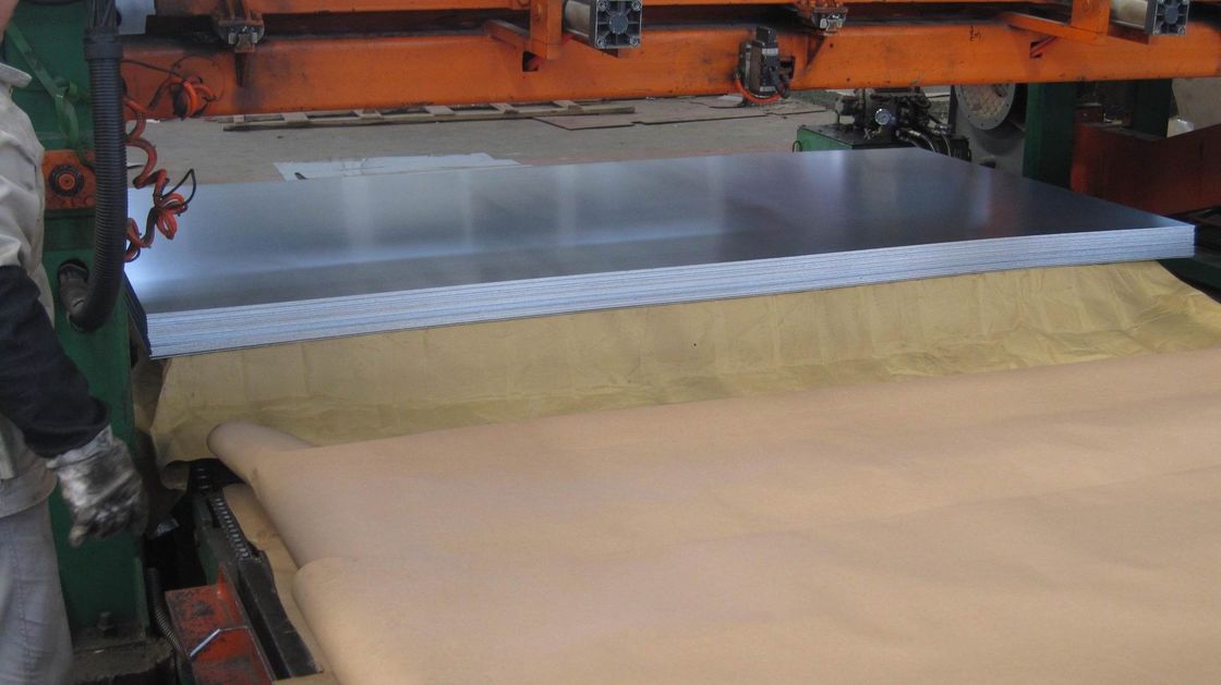 Lamiera di acciaio zincato a caldo SGCC DX51D passivato (cromato) Z40–Z275 da 0,15–3,8 mm per applicazioni di copertura