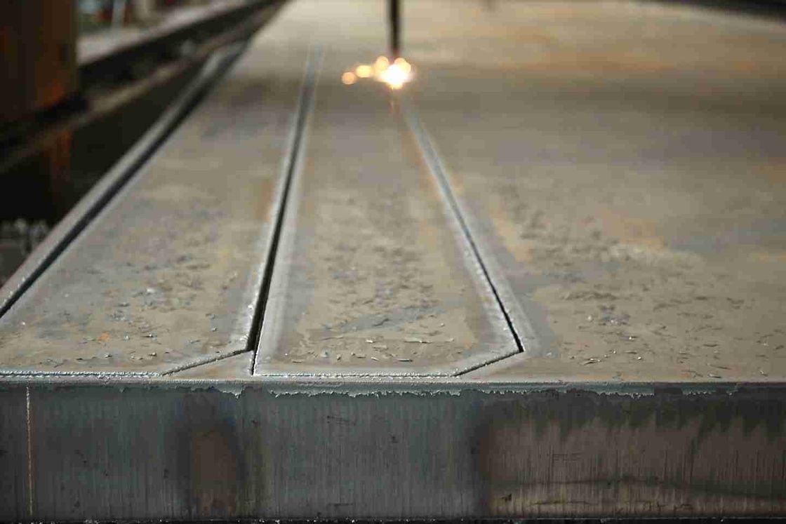 Parti di piastre di acciaio per macchine di taglio metallico e attrezzature industriali