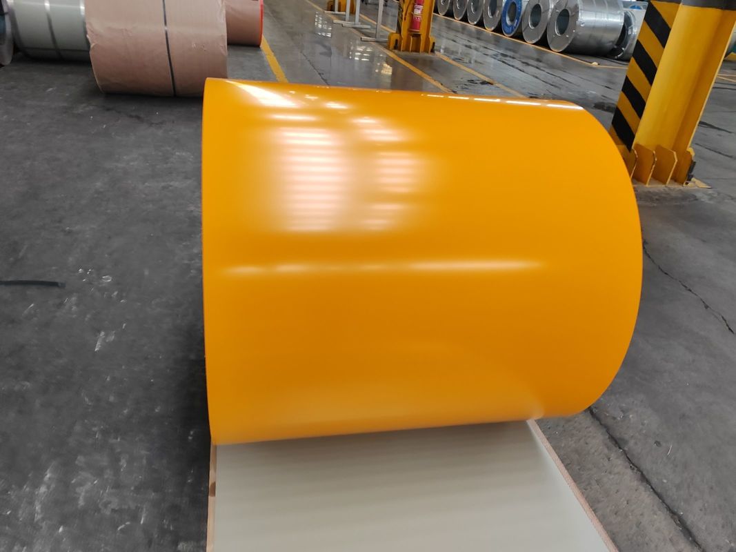DX51D+Z Lamiera di acciaio zincata preverniciata con rivestimento superiore da 10–25 µm e spessore da 0,11–1,2 mm per pannelli da costruzione