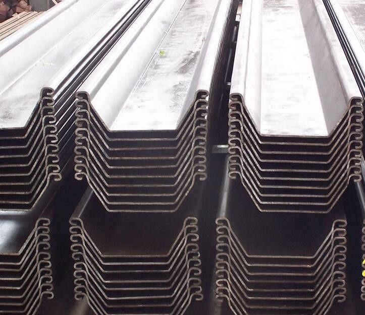 Pile di lamiere di acciaio laminato a freddo di tipo U EN10249-1 EN10249-2 per la costruzione di porti e diga di cofferdam