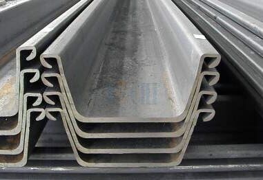 Pile di lamiere di acciaio laminato a freddo di tipo U EN10249-1 EN10249-2 per la costruzione di porti e diga di cofferdam