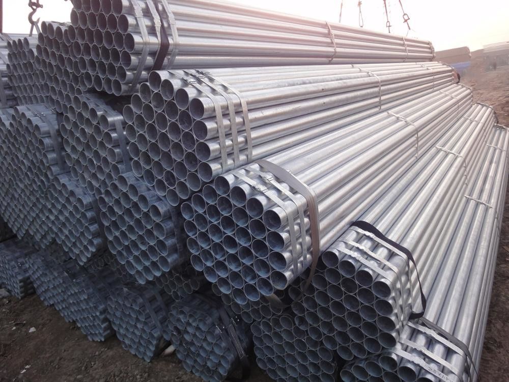 ASTM A53 BS1387 DIN2244 Tubo di acciaio saldato rotondo ERW 5.8M / 6M per applicazioni strutturali e ingegneristiche