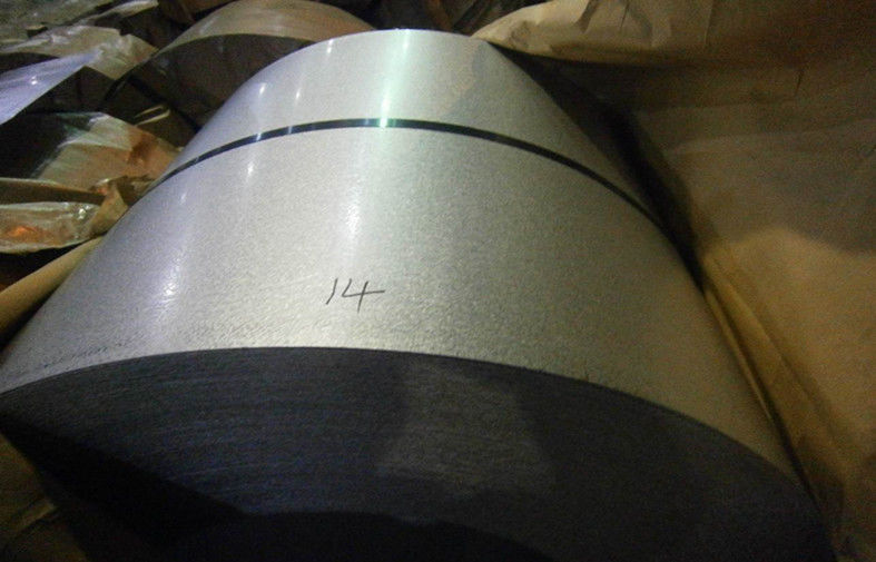 Coil di acciaio galvanizzato incrostato di zinco 914 ∼1250 mm con 40 ∼275 g/m2 Rivestimento per apparecchiature, costruzioni e usi industriali