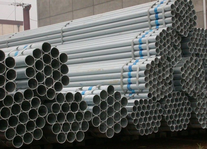Tubo in acciaio saldato ERW zincato o oliato rettangolare rotondo quadrato per applicazioni strutturali e industriali