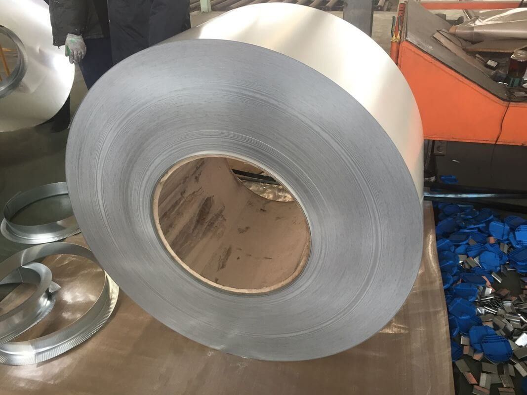 JIS Soft Commercial / Lock Forming PPGL Coil con rivestimento AZ30-AZ150 per pannelli edili e lamiere da copertura