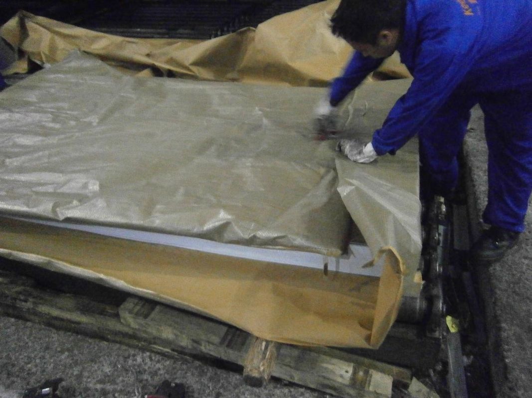 0Fogli di acciaio galvanizzato a caldo SGCC DX51D con superficie AFP / oliata / cromata per applicazioni in contenitori