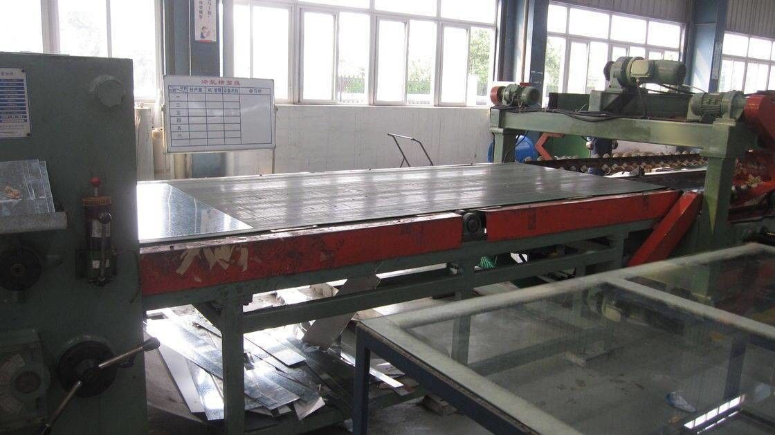 Lamiera in acciaio Galvalume AZ50–AZ180 da 0,18–2,0 mm DX51D+AZ per applicazioni di copertura e costruzione