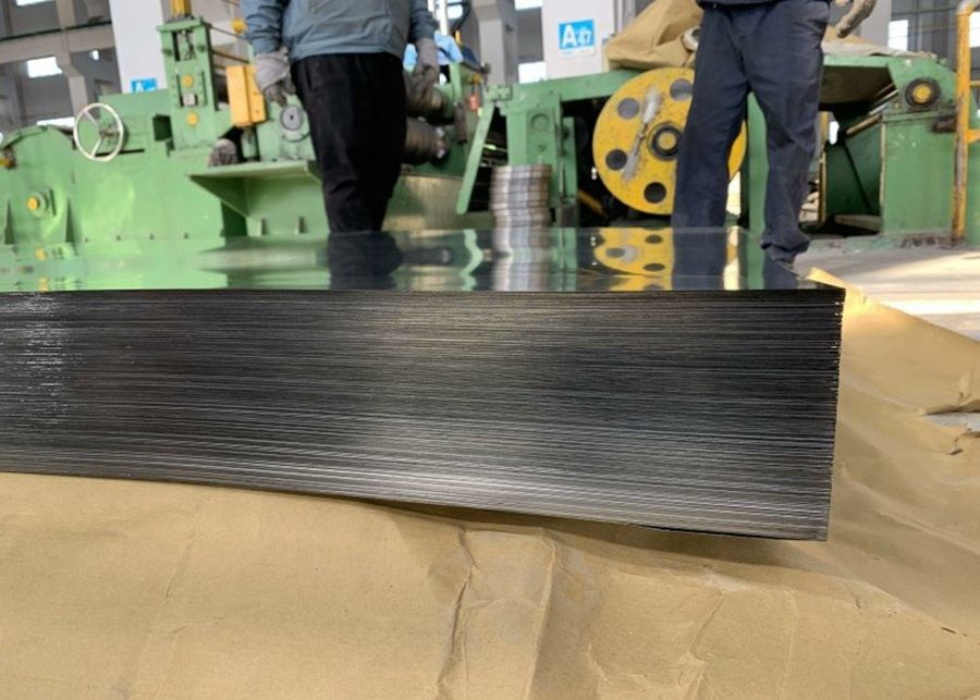 0.15·3.8mm Z275 lamiera di acciaio galvanizzato a caldo Spangle regolare SGCC DX51D per contenitori e applicazioni di costruzione