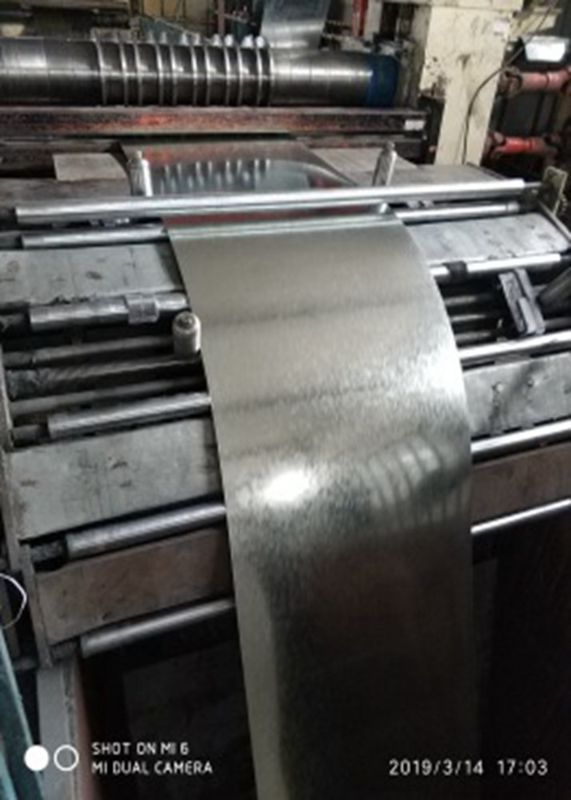 DX51D / DX52D / DX53D bobina di acciaio galvanizzato a caldo con rivestimento in zinco da 40 ‰ 275 g/m2 per la lavorazione di pannelli per costruzioni e apparecchiature